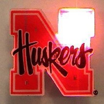 Nebraska University Official Licensed Lapel Pin Flashing Size 1.5 x 0.75... - $967.01 MXN