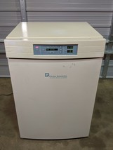 Forma Scientific 3110 Water Jacketed CO2 Incubator / 30 DAY GUARANTEE - $895.50