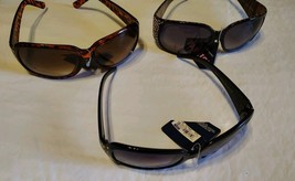 New Lot 3 Women&#39;s Fashion Sunglasses - $353.76 MXN