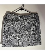 D.F.A. New York Black &amp; White Paisley Floral Mini Skirt  Size 8 - $272.87 MXN