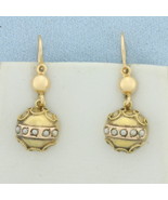 Vintage Pearl Dangle Earrings in 18k Yellow Gold - $7,515.84 MXN