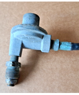 USED OLD SCHOOL PROPANE REGULATOR AND 1&#39; HOSE GOOD CONDITION - €10,89 EUR
