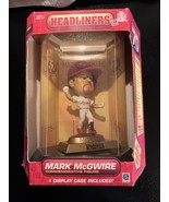 HEADLINERS XL MARK MCGWIRE 70 HOME RUNS COMMEMORATIVE FIGURE