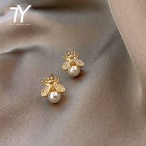 2021 new simple and luxurious Pearl Woman&#39;s Earrings Fashion design sense bee in - £7.70 GBP