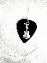BLACK GUITAR PICK and FANCY GUITAR CHARM DOUBLE PENDANT ADJ CORD NECKLACE - €4,31 EUR