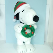 Peanuts Plush SNOOPY Christmas Holiday Standing Greeter Wreath 21&quot; Stuff... - £55.07 GBP