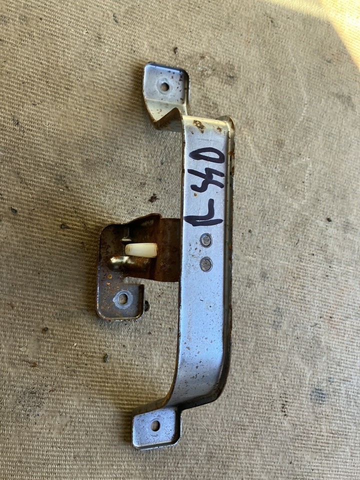 92-96 Honda Prelude Right Passenger Side Pull Handle Bracket Door Panel ... - $19.79
