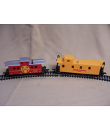 LOT of 2 HO Caboose: 1 Bachmann Union Pacific 207 1 LifeLike SantaFe ATS... - £13.14 GBP