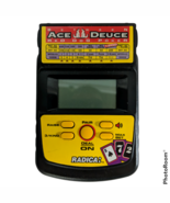 Radica Between Ace Deuce Red Dog Poker Handheld Electronic Video Game - $202.17 MXN