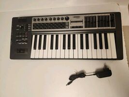 Roland EDIROL PCR-300 Midi Keyboard Controller w Adapter Works Well - $108.12