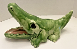 Alligator Crocodile Pottery Piece 8 Inches Long Green 2005 - £14.50 GBP