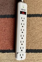 Tripp Lite 7 Outlet Surge Protector Power Strip, Extra Long 25’ Cord Light Gray - £27.66 GBP