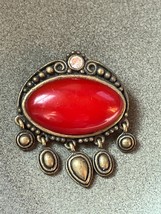 Pretty Orangish Red Pinched Oval Glass Cab in Antique Goldtone Frame w Charm - £11.13 GBP