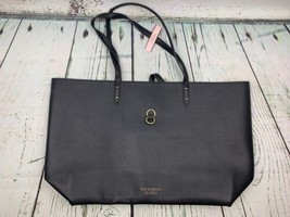 Black Leather Tote Bag with Mini Makeup Bag XOXO NWT - £31.61 GBP