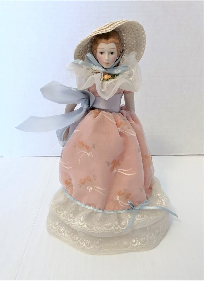 Avon Southern Belle Porcelain 9" Doll Fashion of American Times Collection Vinta - $16.00