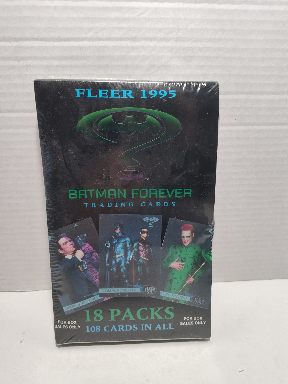 New Vintage 1995 Fleer Batman Forever trading Cards - 18 Packs = 108 Car... - $29.69