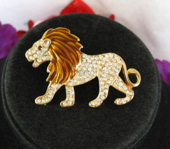 Rhinestone LION PIN Vintage Brooch Golden Enamel Mane Goldtone Pinback Posts 2&quot; - £15.02 GBP