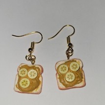 Peanut Butter Banana Earrings Gold Tone Wire Snack Kids Fruit Nut Bread - £6.73 GBP