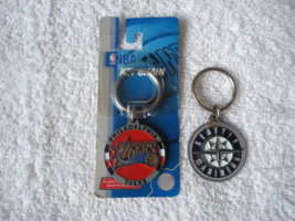 Lot Of 2 Sports Keychains,1,&quot; NWT &quot; NBA 76 ERS,1,MLB Seattle Mariners - £14.13 GBP