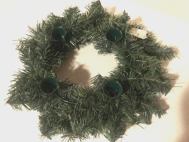 Small Pine Wreath Candle Holder - 14 inch - £22.38 GBP