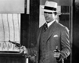 Warren Beatty in Bonnie and Clyde with two guns in bank robbery scene 16x20 Canv - $69.99