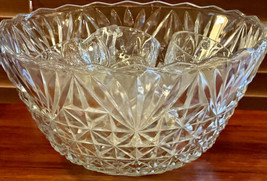 Anchor Hocking Crown Point Punch Bowl w 8 Cups No Hooks Clear Glass - £34.24 GBP