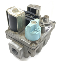 White Rogers 36E36 230 Furnace Gas Valve C64769-2 1/2 in 1/2 out used #G536 - £35.88 GBP