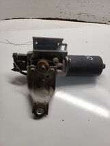 Windshield Wiper Motor Classic Style Emblem In Grille Fits 04-08 MALIBU OEM - $18.76