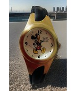 Disney Mickey Mouse Nice Ladies Watch New Battery! MU2283 - $333.56 MXN