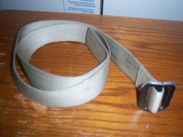 Us Army Rigger Belt Sand Size 44 - $8.60