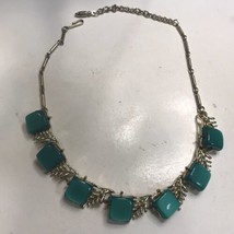 Vintage Coro Gold Tone Leaf And Square Green Thermoset Collar Necklace - £17.65 GBP