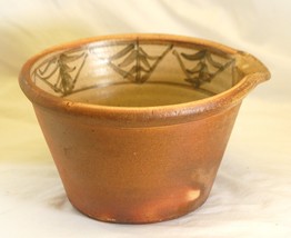 Hungarian Stoneware Mixing Batter Bowl Pour Spout Hand Painted Accents Medium - £39.34 GBP