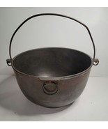 Unmarked Griswold No. 2 Cast Iron Stew Pot Marked &quot;Erie&quot; on the Bottom - £117.15 GBP