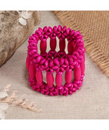 Wooden Women&#39;s Beaded Bohemian Style Bracelet Stretch Plum Red Handmade NEW - $16.69 CAD