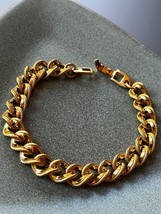 Napier Signed Classy Etched Goldtone Curb Link Bracelet – 7 inches long ... - £9.63 GBP