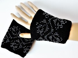 Black Arm Warmers Hand Knitted of Super Soft Baby Merino Wool - Beaded W... - £24.75 GBP