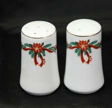 Poinsettias and Ribbons Salt and Pepper Shakers Christmas Xmas - £9.51 GBP