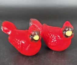 Cardinal Birds Salt &amp; Pepper Shakers Ceramic Glossy Red Holiday Table Decor - £10.48 GBP