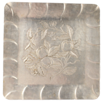 Vintage Everlast Forged Metal Hammered Fruit Design Serving Tray 11.5 x ... - $12.99