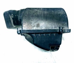 1995-1999 Chevrolet 25099845 Chevy Lumina Air Cleaner Assembly 25099823 OEM Used - £35.38 GBP
