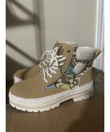 Cahhrrn Tan Combat Boots Size 41 Women’s 10 - $70.60 CAD