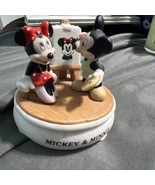 Disney Collection - Disney&#39;s Magic Memories Minnie and Mickey Mouse Musi... - $556.30 MXN