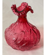 Vintage Fenton Cranberry Red Carnival Glass Swans Cattails Vase - $2,078.57 MXN