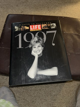 - Life Album 1997: A Year in Pictures / Exc - £6.50 GBP