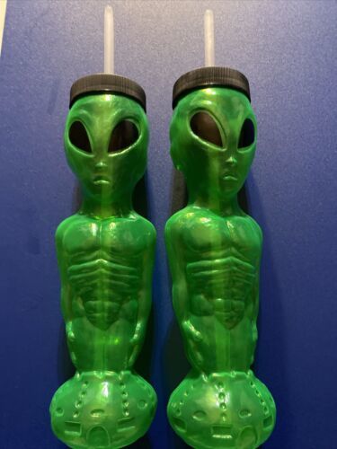 X2 Sci Fi Alien Drinking Green Cup Tumbler 1997 Kennywood Theme Park Rar... - $24.74