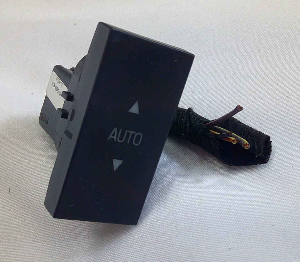 2007 - 2008 FORD FOCUS SUNROOF SWITCH OEM FREE SHIPPING A17
