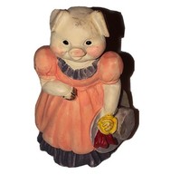 Small Frmal Pig In Pink Dress Holding Hat Marked J. C. PVC Figure - $150.12 MXN