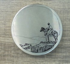 &quot;LONE COWBOY ON HORSE OVERLOOKING CANYON&quot; snuff can lid-NEW/UNUSED - £15.05 GBP