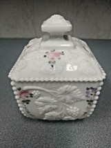 Vintage Westmoreland Milk Glass Beaded Edge Puff Box Hand-Painted Paneled Grapes - $11.89