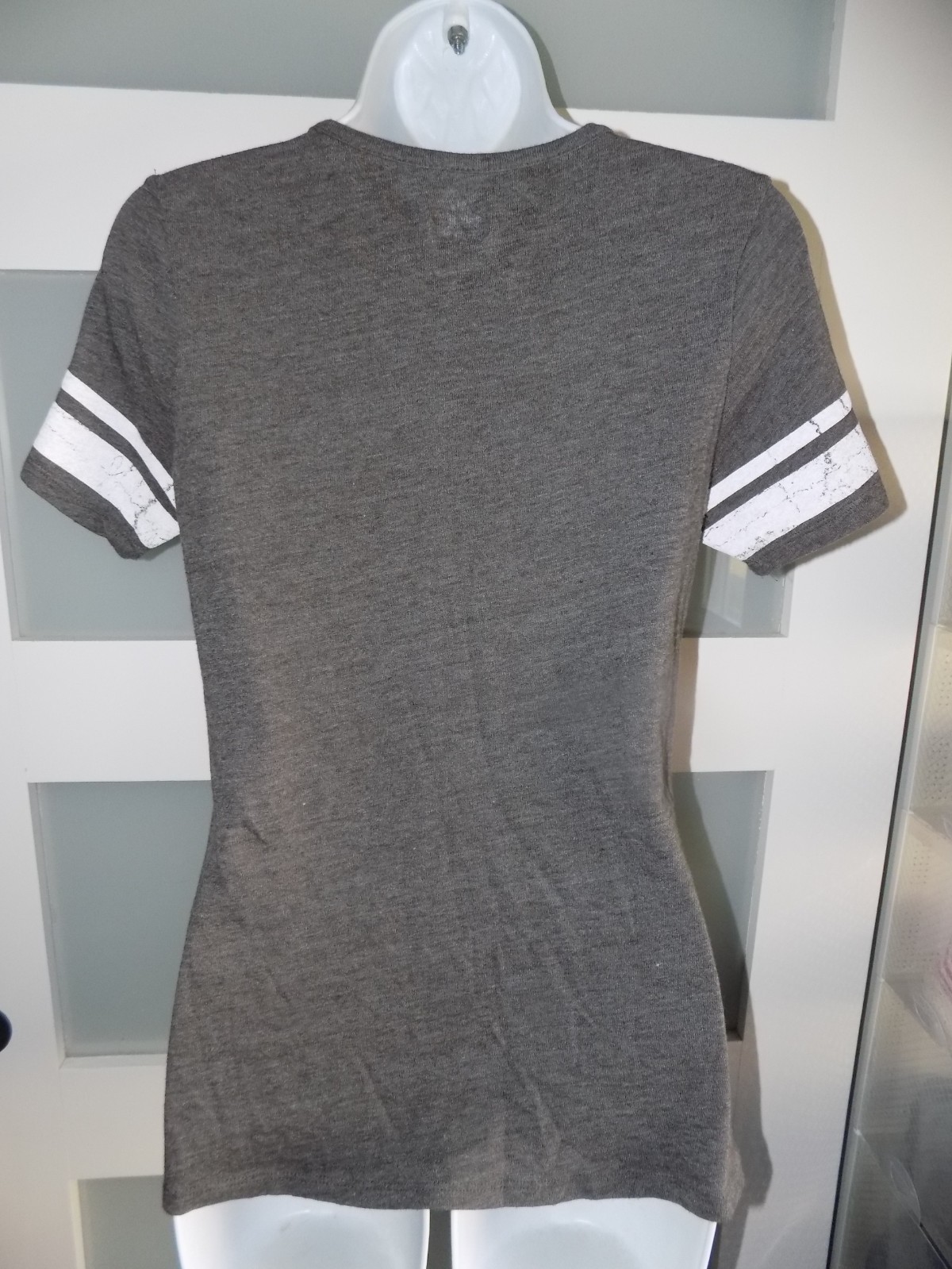 Majestic Pittsburgh Pirates V-Neck Gray Heathered Stretch SS Shirt Size M Womens Item image 3